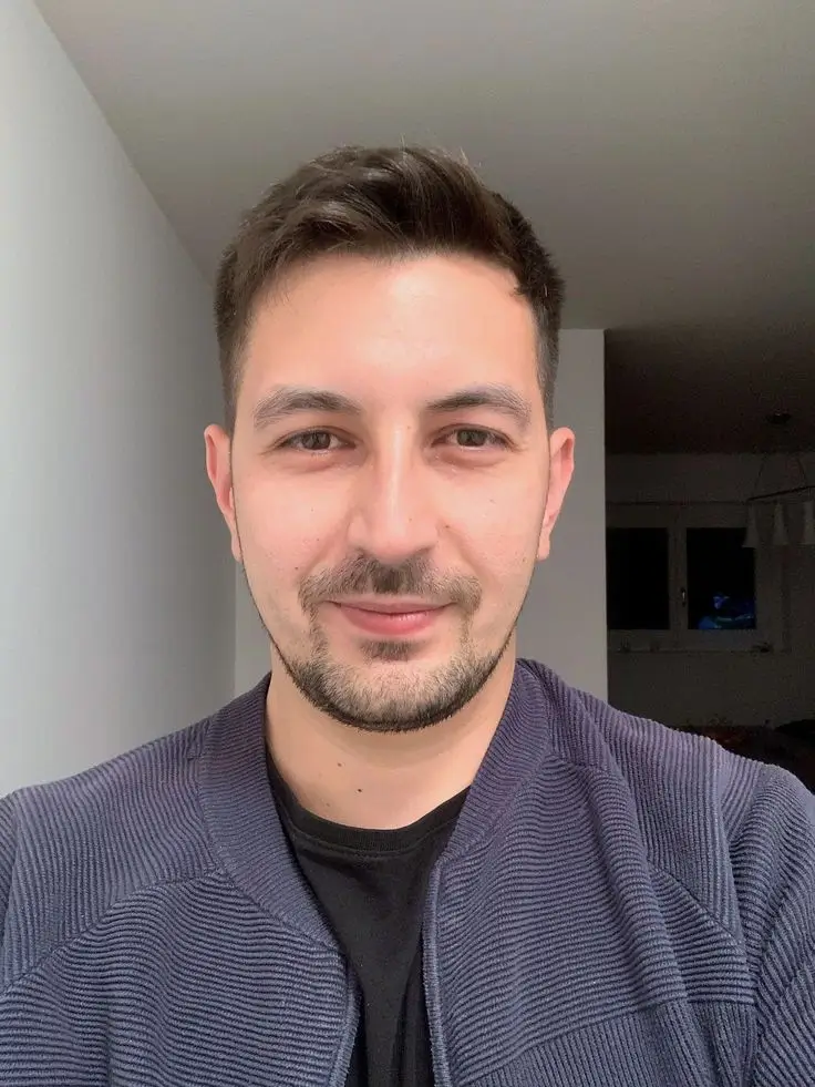 Öğrenci Emre